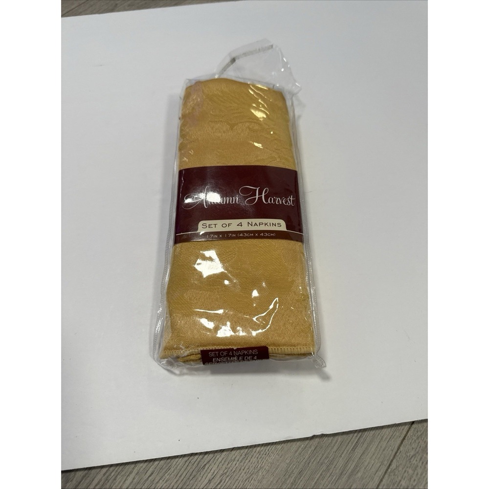 Autumn Harvest Gold See Of 4 Napkins 17x17" NEW